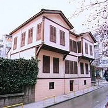 Cosy Flat Helexpo In Old D11 * Thessaloniki