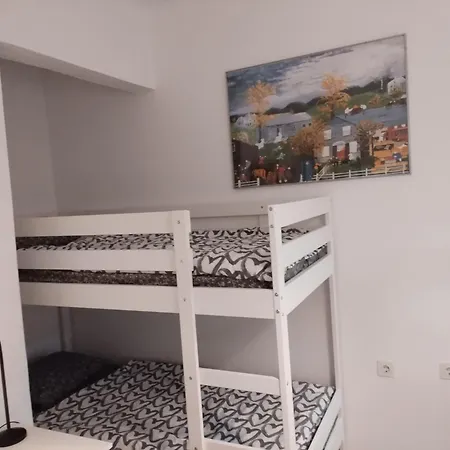 Cosy Flat Helexpo In Old D11 Thessaloniki