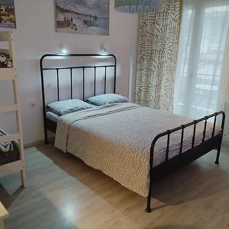 Cosy Flat Helexpo In Old D11 Apartment Thessaloniki